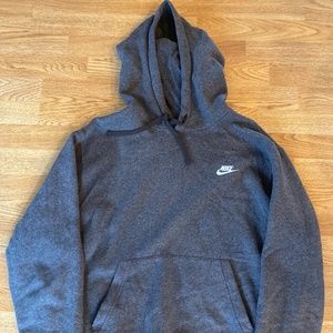 Nike Sportswear Club Fleece Pullover Hoodie